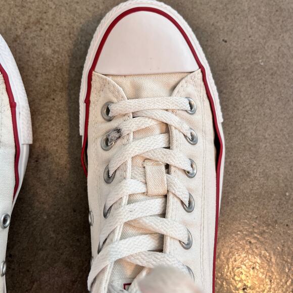 Converse  chuck taylor all star low top white canvas women size 8 sneaker shoes - Picture 9 of 13